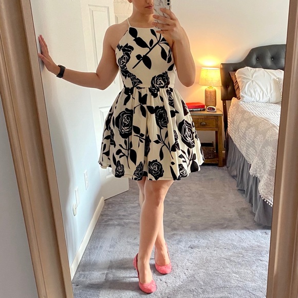 Black & White Floral Mini Cocktail Dress - Picture 6 of 6